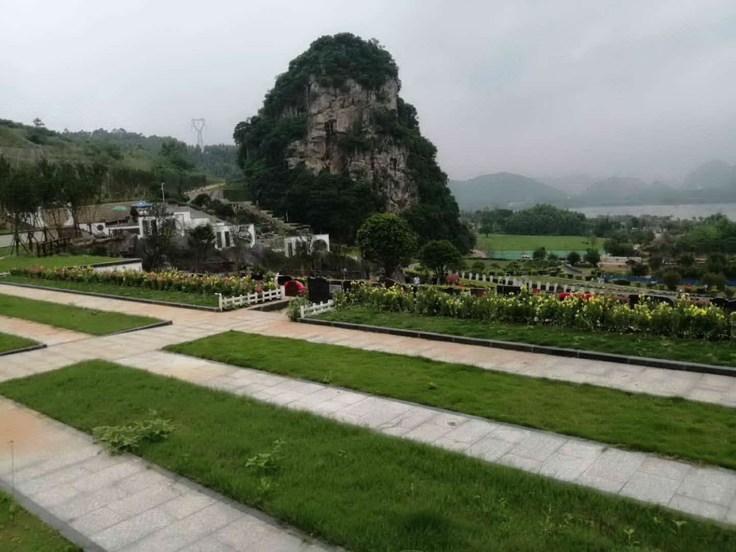 山东省章丘殡葬白事一条龙 灵车接运