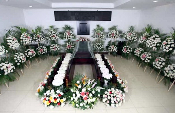 山东省历城殡葬白事服务 花圈