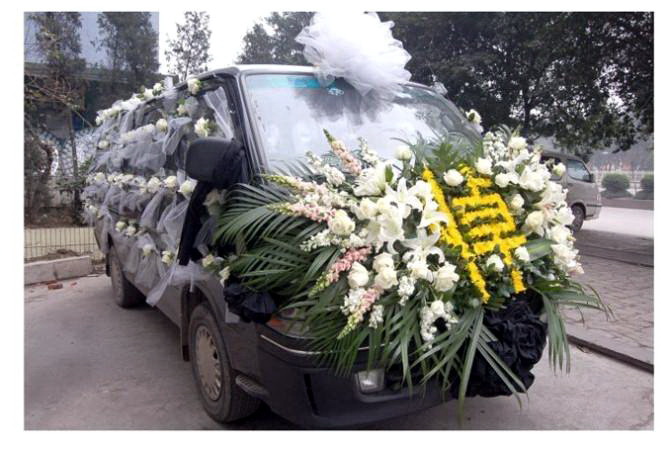 山东省高新专业白事一条龙 花圈 布置灵堂